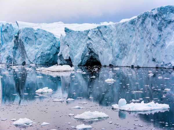 Montagne di ghiaccio nella Disko Bay