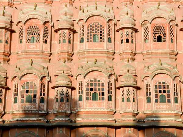 Jaipur - Facciata dello Hawa Mahal, il tempio dei venti