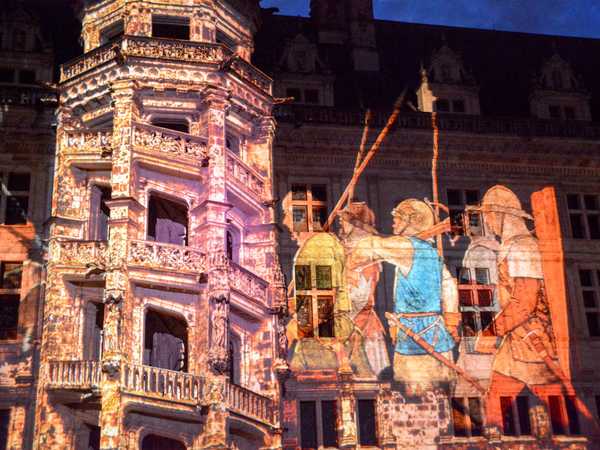 Spettacolo 'Son et lumière' nel castello di Blois