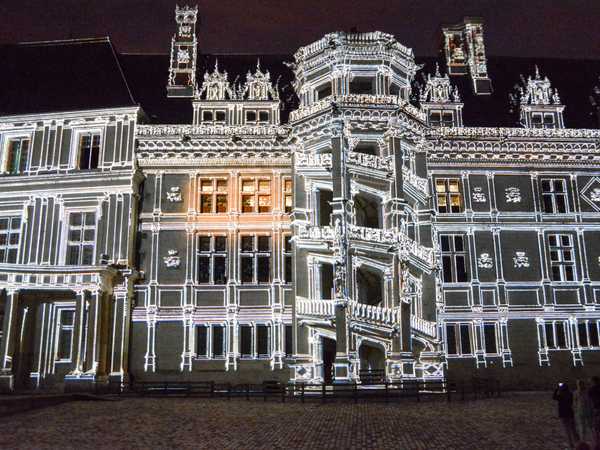 Spettacolo 'Son et lumière' nel castello di Blois
