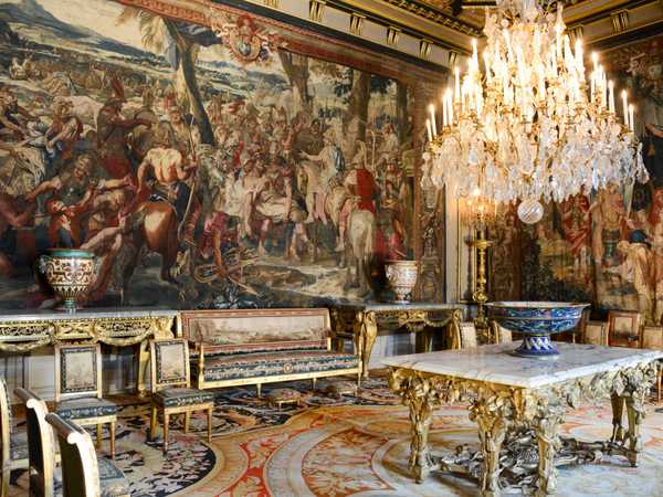 Una delle stupende sale del palazzo reale di Fontainebleau