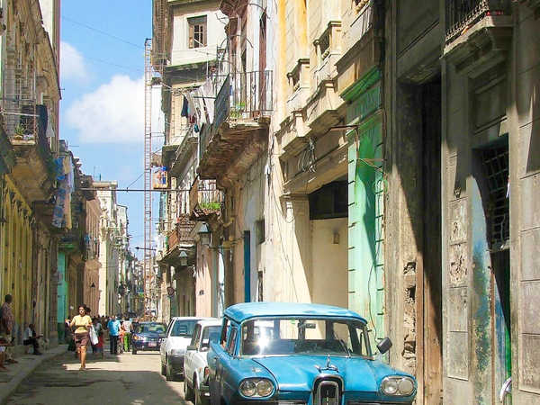 Calle Reina - Centro Habana