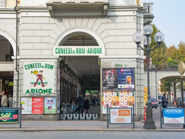 Cuneo - antica pasticceria confetteria Arione