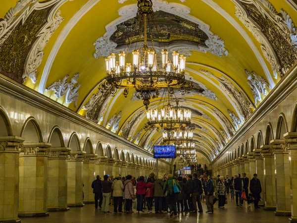 Metropolitana di Mosca: stazione Komsomolskaya