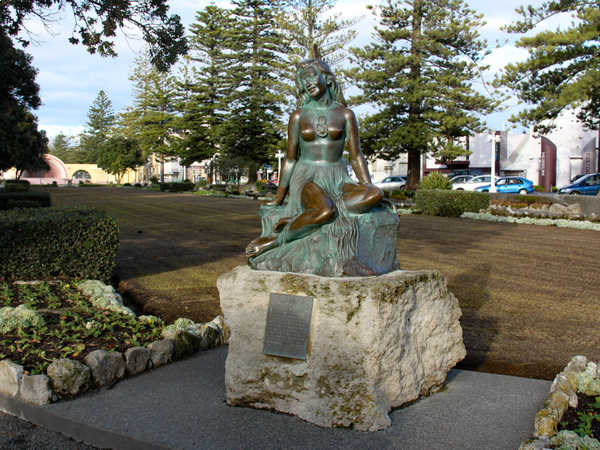 Napier - Monumento a Pania on the reef, figura della mitologia maori e simbolo della città