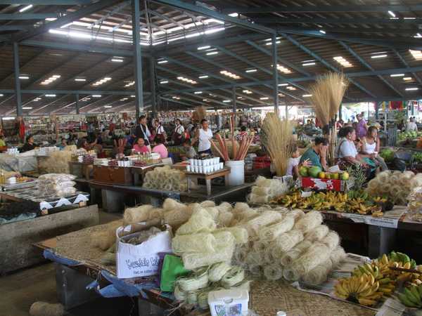 Maketi Fou, il caotico mercato centrale di Apia