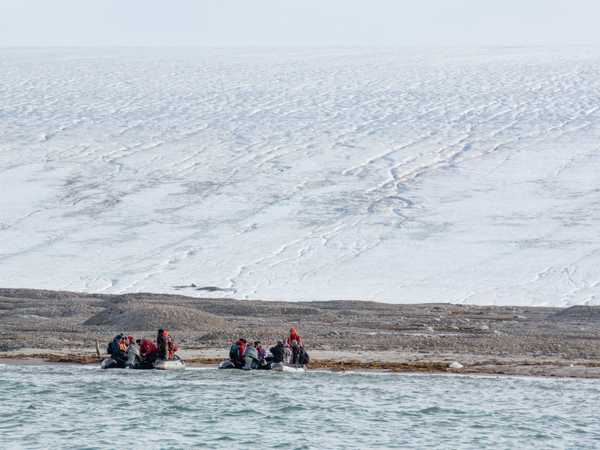 Sbarco su Kvitoya, l'isola bianca