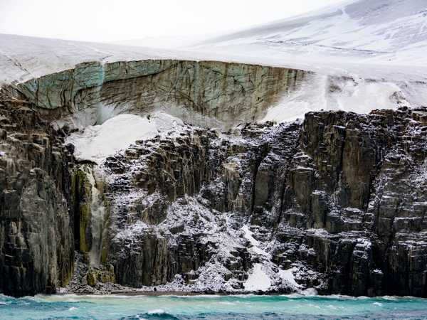Scioglimento dei ghiacci a Alkefjellet