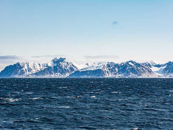 Hinlopen Strait